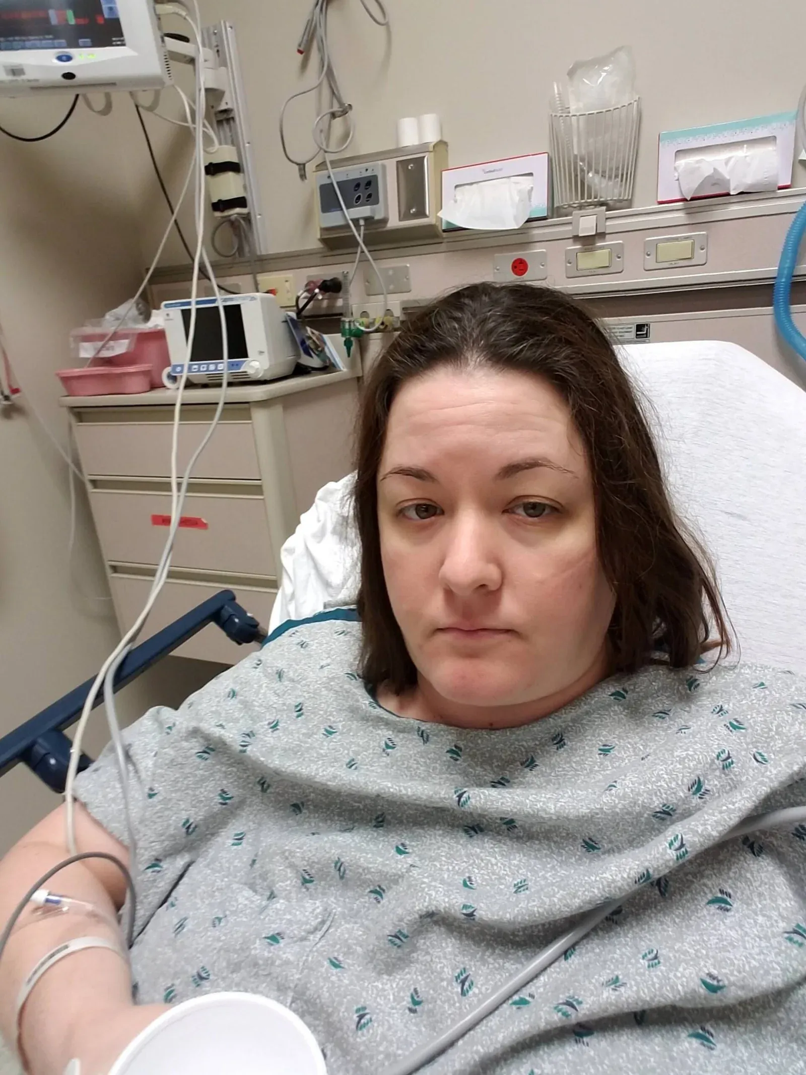 Doctor consulting patient about nerve health